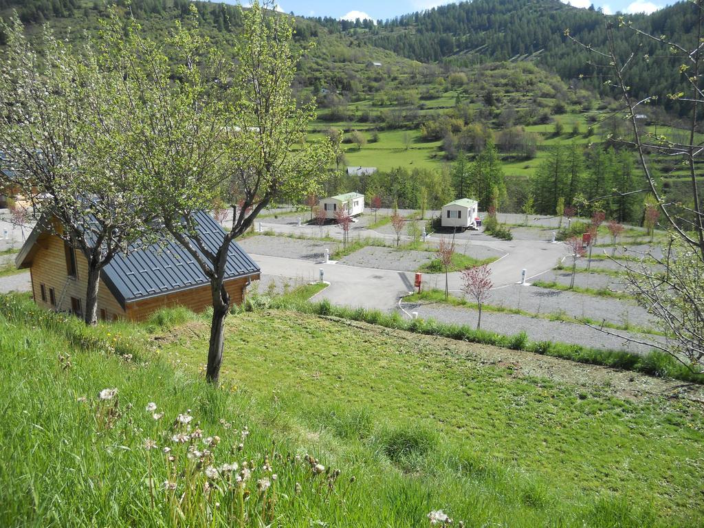 Camping Le Cians Hotel Beuil Exterior foto